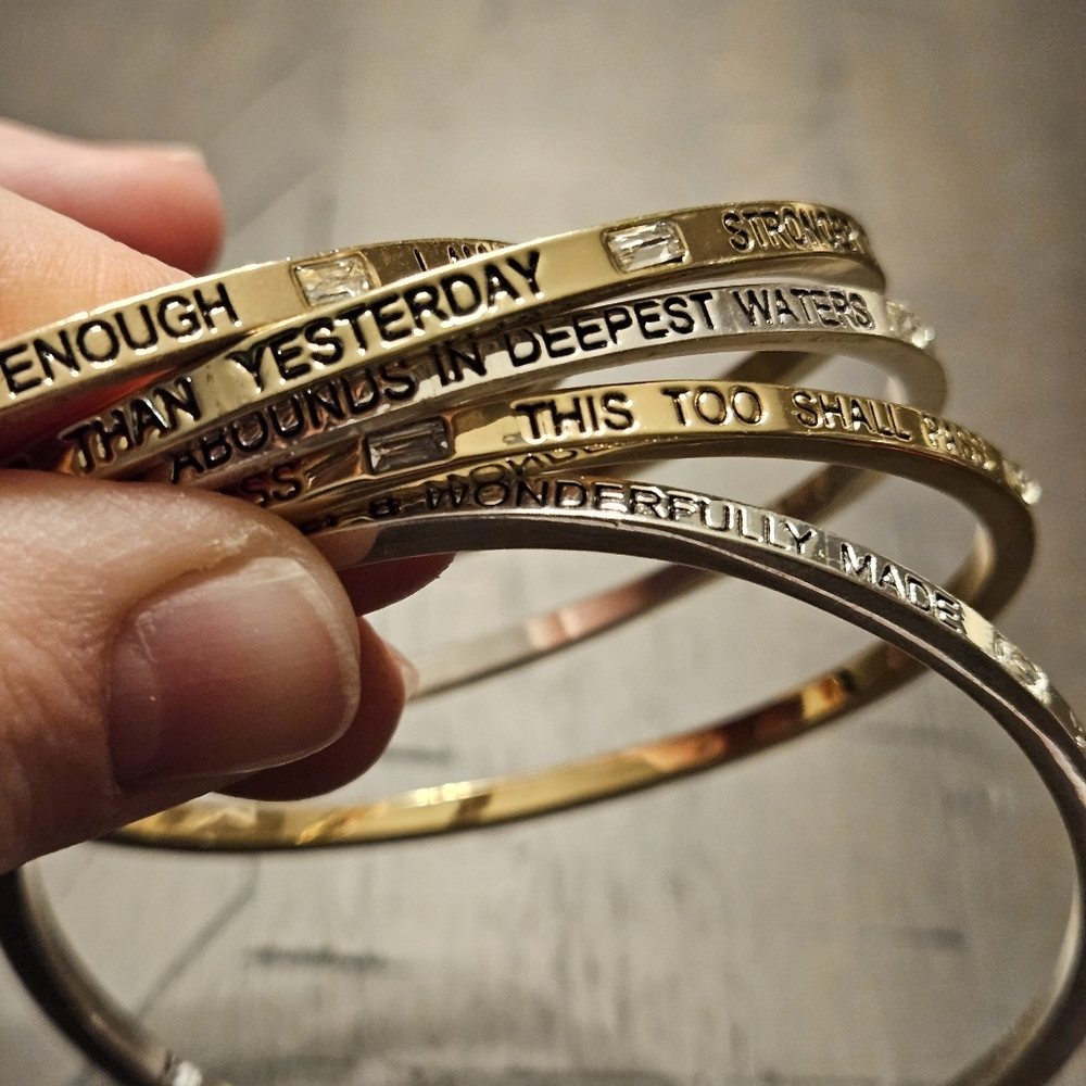 *3for $30* Premier Designs set of 5 Inspirational Bangles